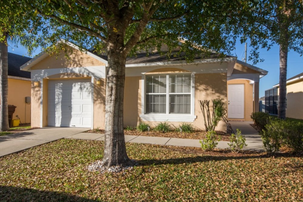 3 Bed 2 Bath In Golf Resort With Private Pool 3 Bedroom Home by RedAwning Haines City - photo 21