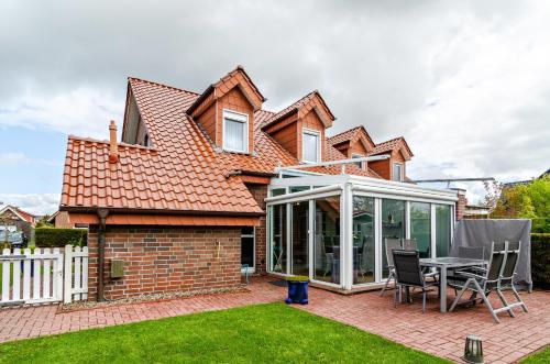 Ferienhaus Finnja — 4-Star Luxury Hotel in Norden, Germany