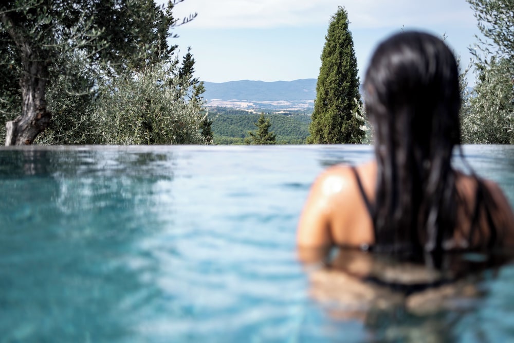 Albergo Diffuso Borgo Santo in Asciano, Italy