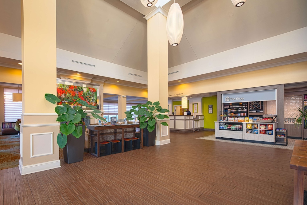 Hilton Garden Inn Newport News - photo 2