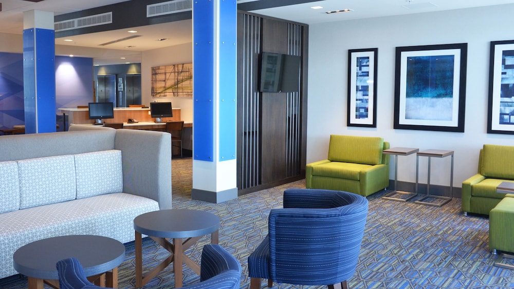 Holiday Inn Express & Suites Jacksonville W I295 and I10 by IHG - photo 4