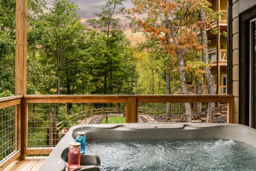 Hidden Gem Masterpiece By Ghosal Luxury Lodging - photo 33