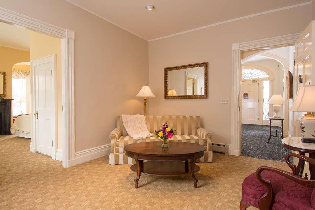 Middlebury Inn - photo 33