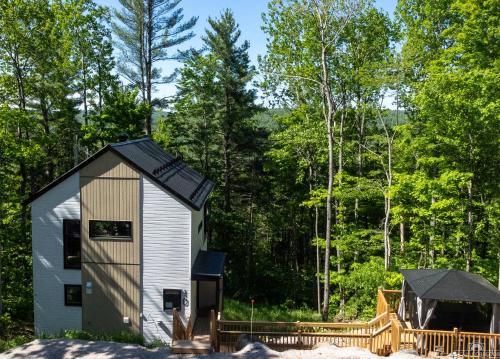 NatureX - carbon neutral hotel in Sainte-Beatrix
