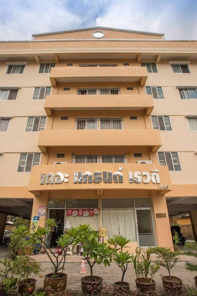 The Grand Rewadee in Mueang Nonthaburi, Thailand