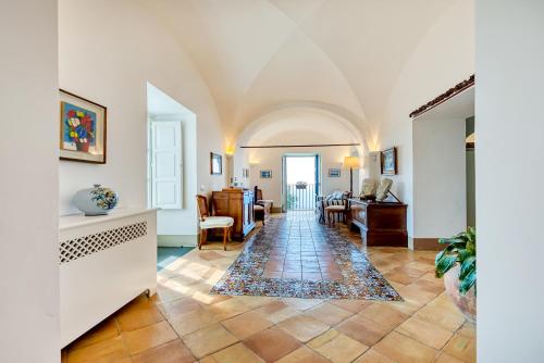 Villa Aqvara — 4-Star Luxury Hotel in Massa Lubrense, Italy