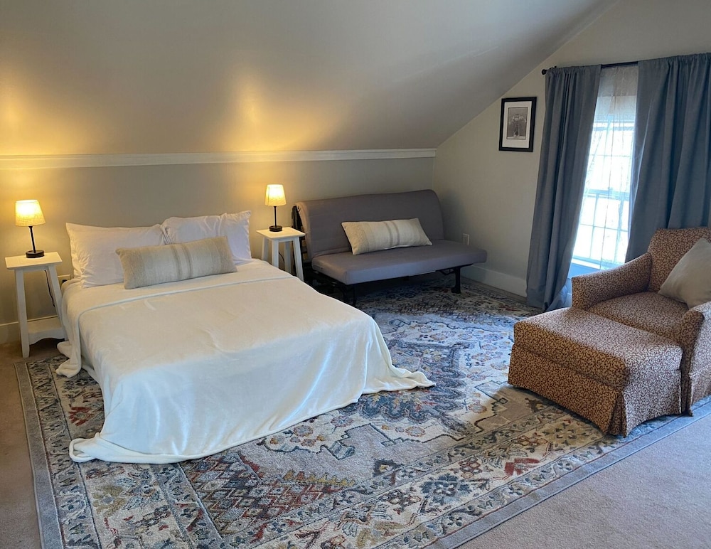 Independence Inn - photo 27