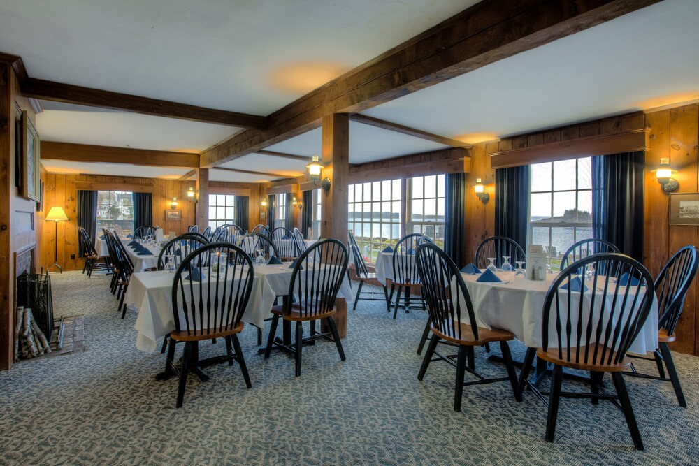 Bluebird Ocean Point Inn - photo 68