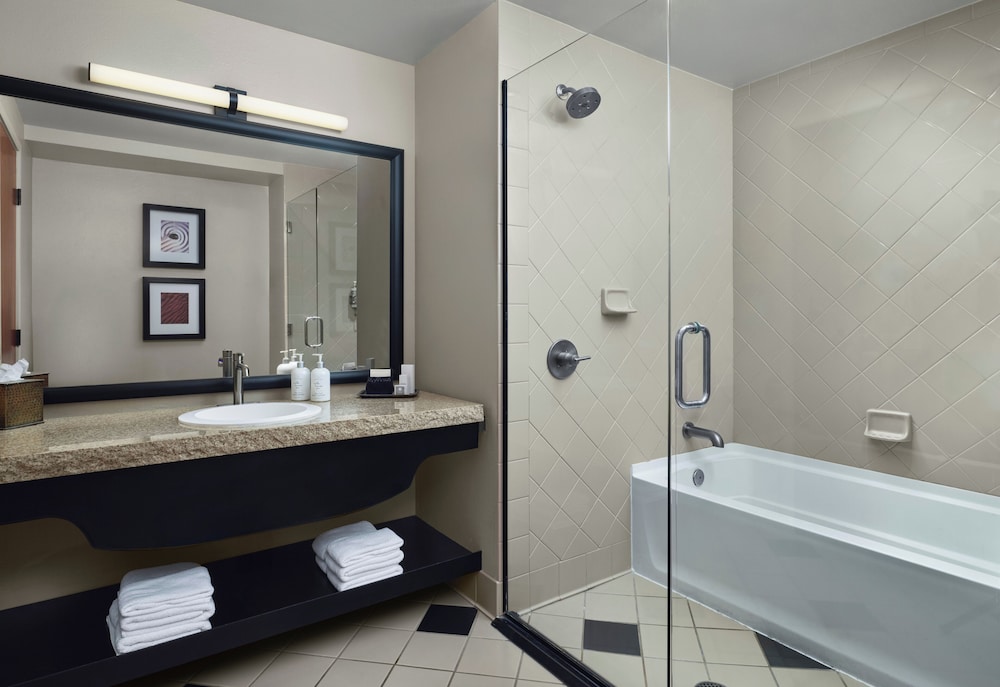 The Wilde Resort and Spa - photo 33