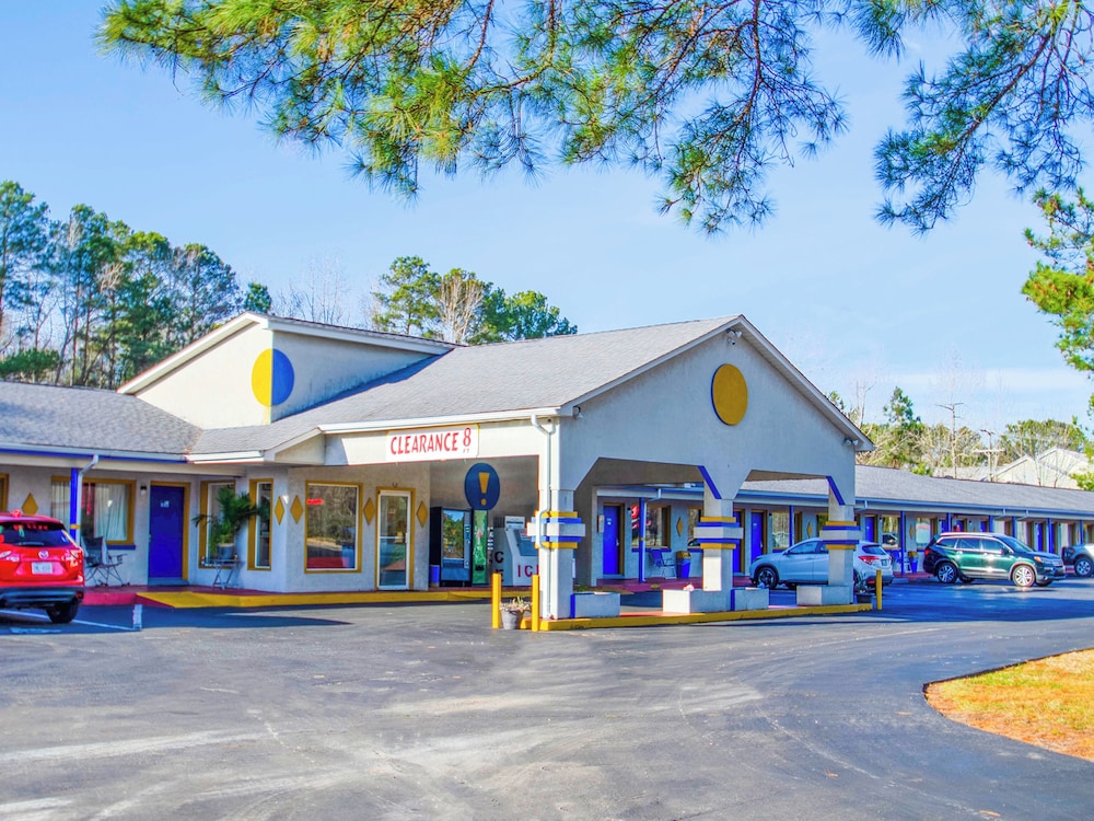 Sportsman's Inn Plymouth 252 793 3095 - featured photo