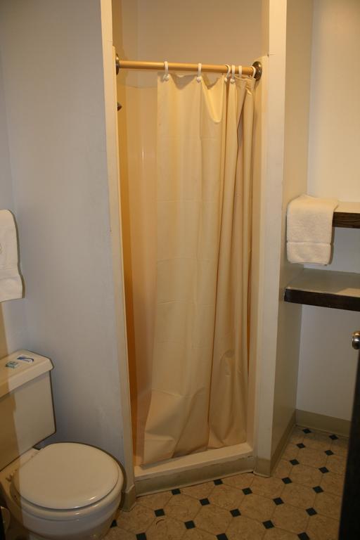 Best Budget Inn Owatonna - photo 13