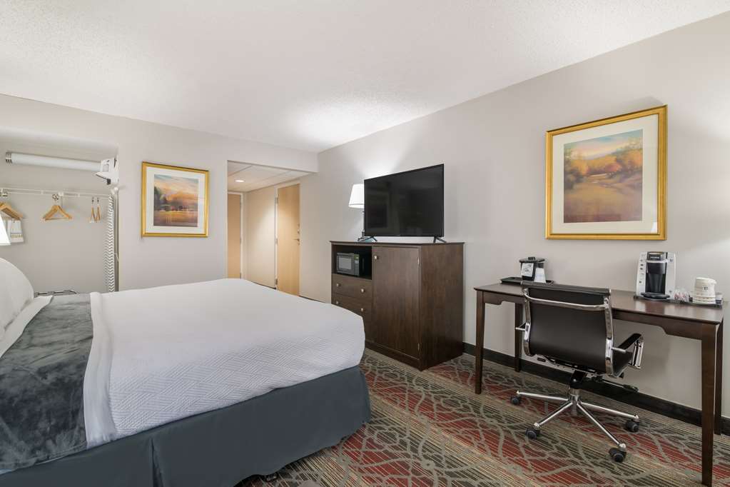 Best Western Saranac Lake - photo 16