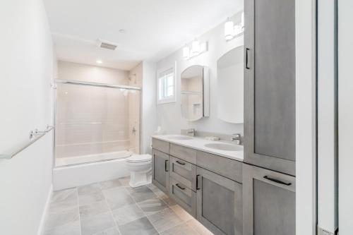 Lighthouse Suites at Pine Point - photo 16
