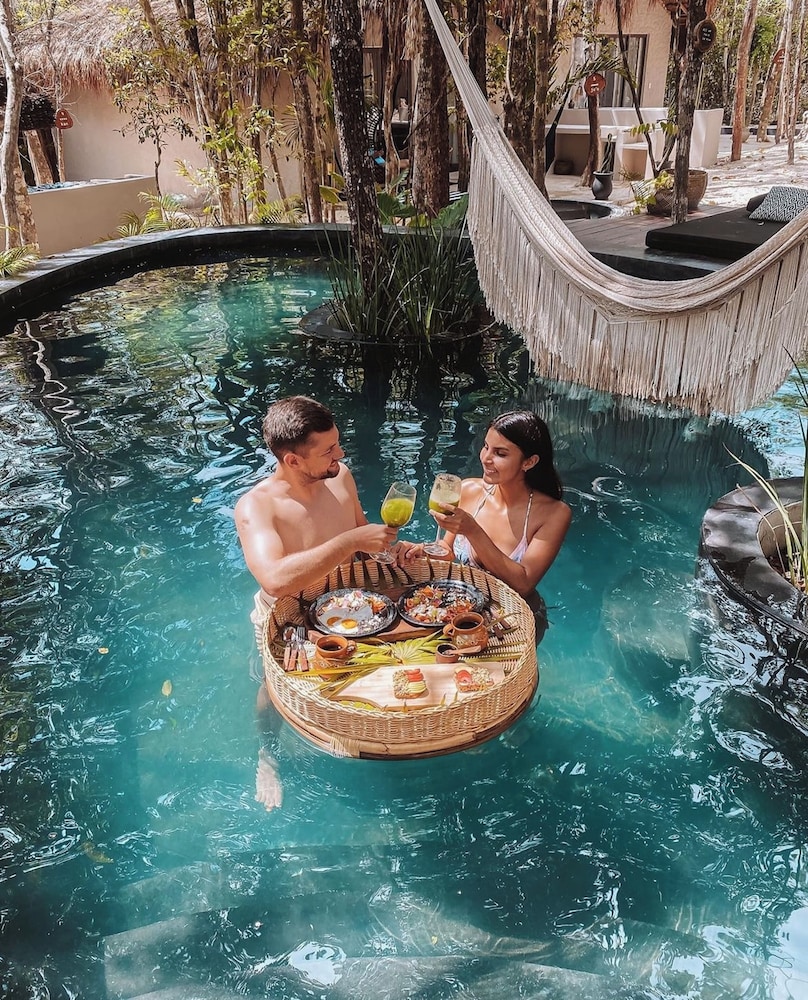 The Yellow Nest - last minute hotel in Tulum