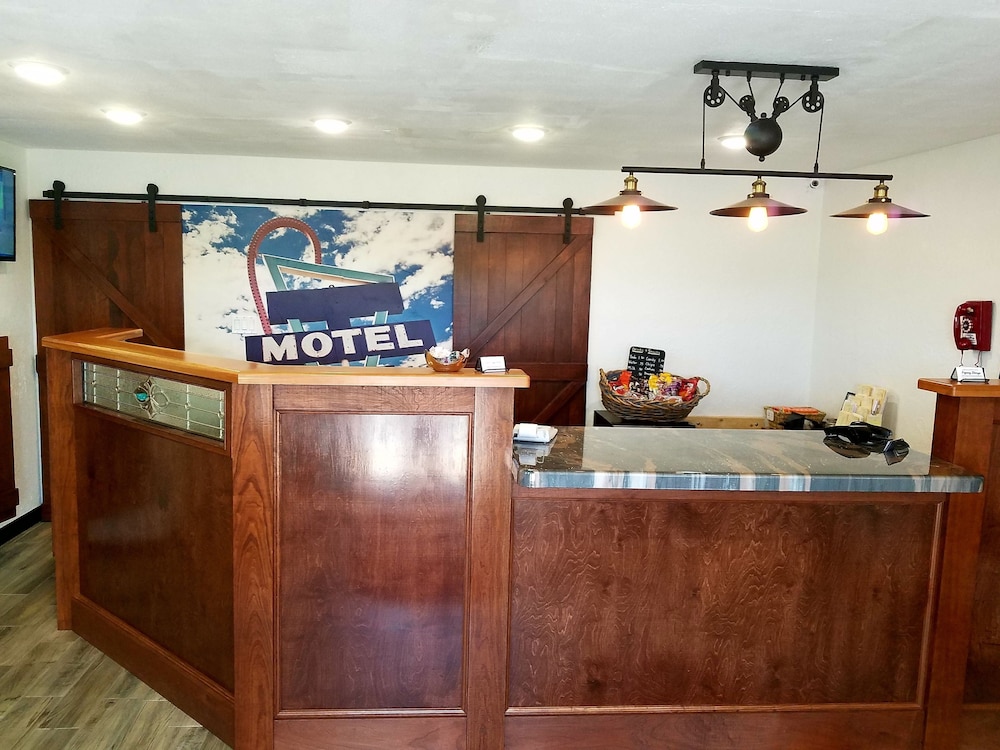 West Plains Motel - photo 4