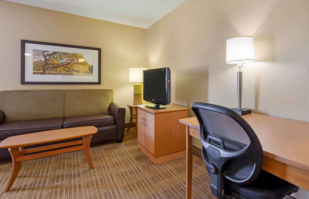 Extended Stay America Select Suites Madison Old Sauk Rd. - photo 15