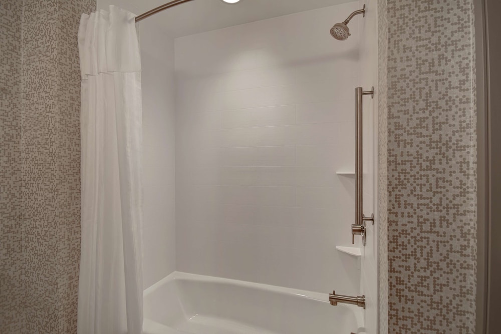 Home2 Suites by Hilton East Hanover - photo 21