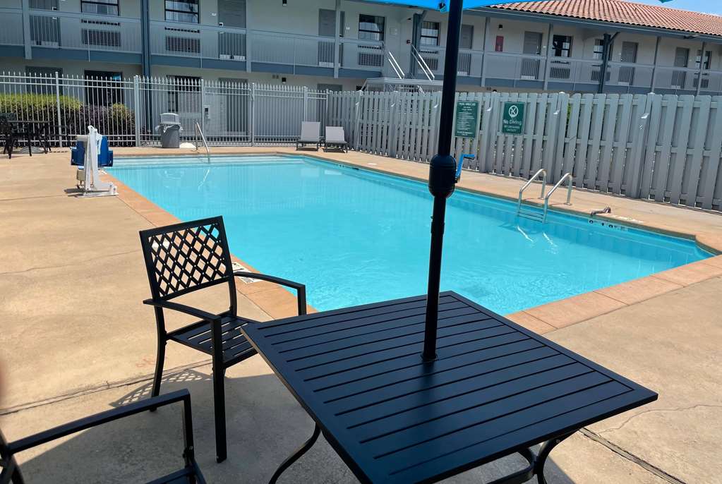 Travelodge by Wyndham Tuscaloosa - photo 7