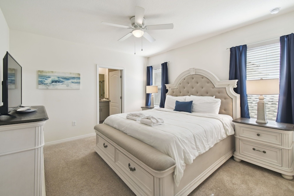 7704oml solterra Resort 7 Bedroom Home by RedAwning - photo 8