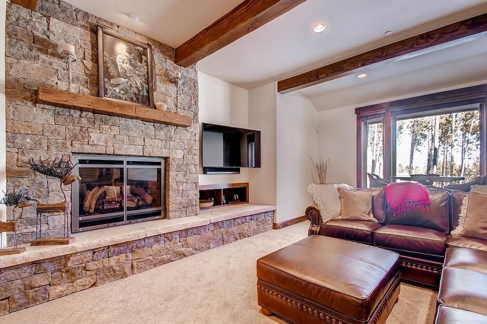 Slopeside Manor On Peak 8 By Pinnacle Lodging - photo 22