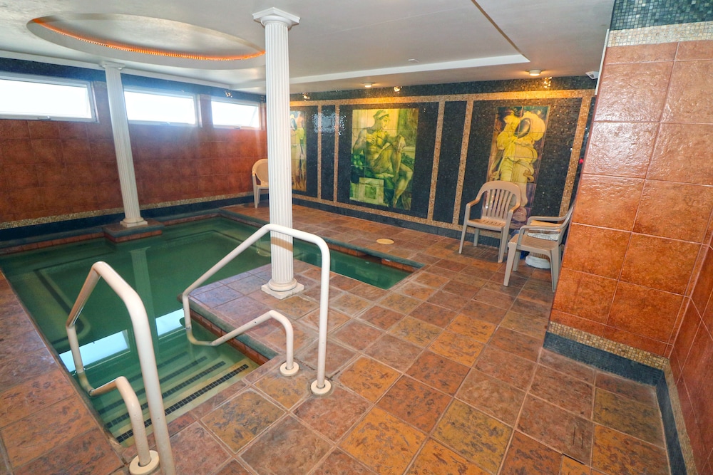 Masterpiece Hotel - photo 83