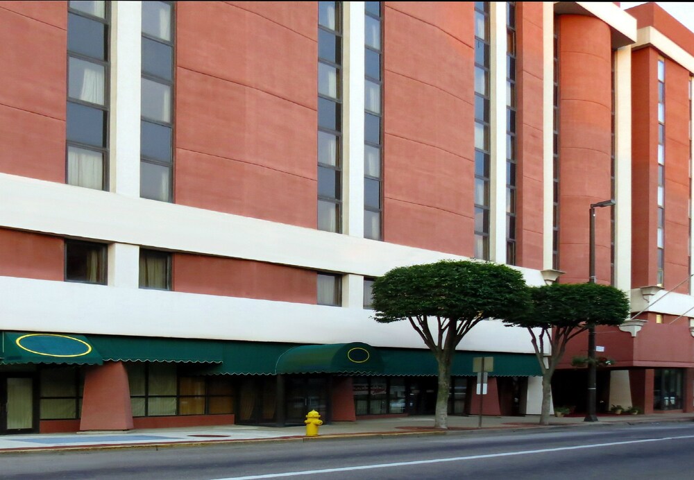 Ohio Valley Extended Stay - photo 13