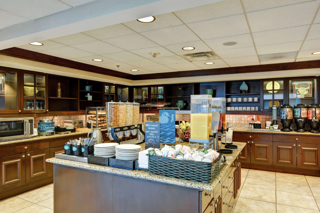 Hampton Inn Silver Spring - photo 21