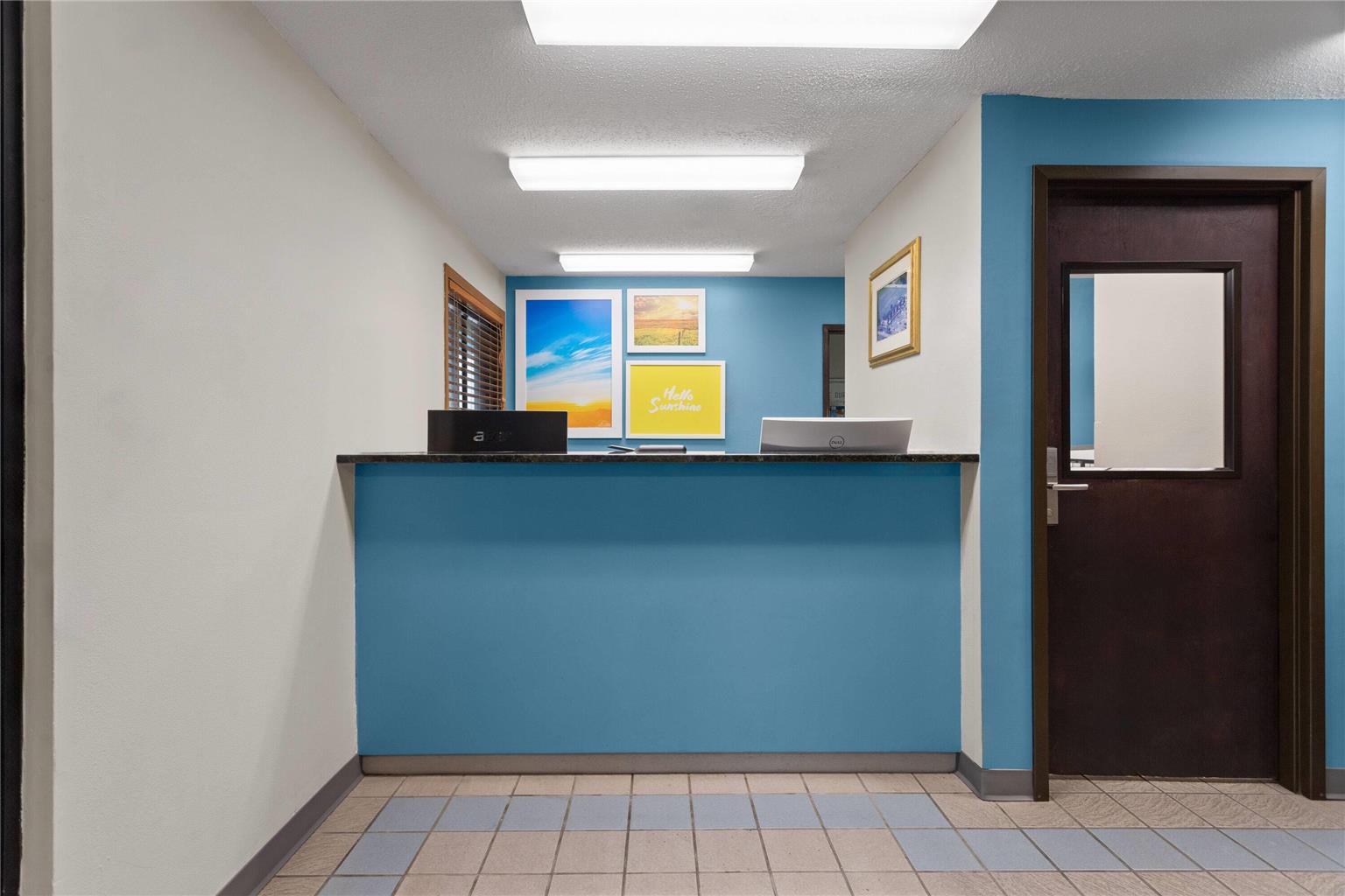 Days Inn by Wyndham Austin - photo 7