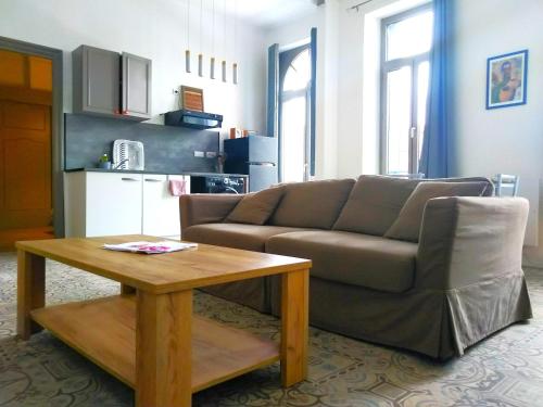 Le Cours Foucault 3 Appartements 8 Couchages in Montauban, France