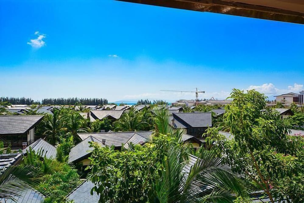 Sanya Jiahua Shunze Resort Apartment in Lingshui, People's Republic of China