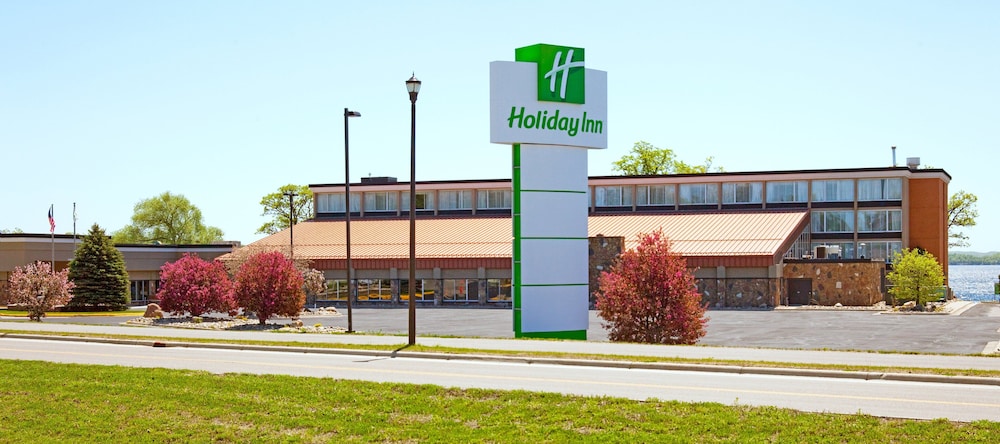 Holiday Inn Detroit Lakes by IHG - photo 46