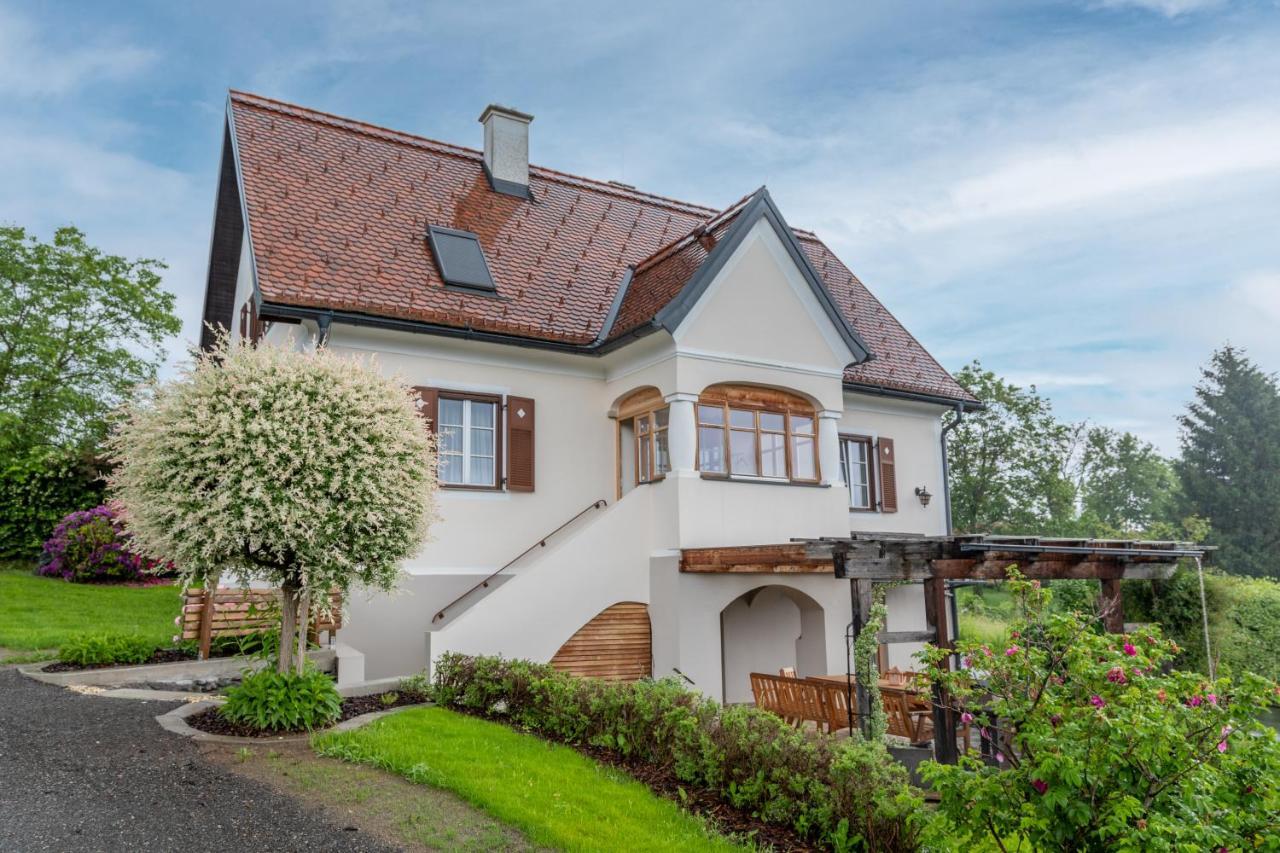 Das Ferienhaus Eibiswald Landhaus Refugium Im Schilcherland Sauna Und SPA — 4-Star Luxury Hotel in Eibiswald, Austria
