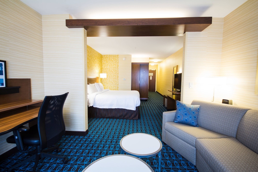 Fairfield Inn and Suites Denver Northeast Brighton - photo 11