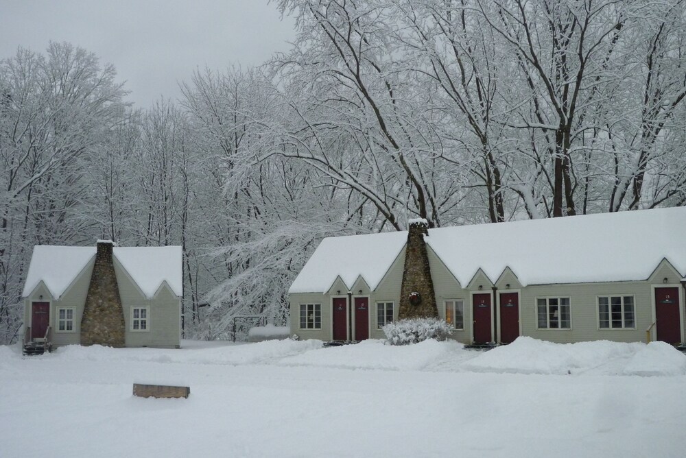 Gilcrest Cottages and Motels - photo 101