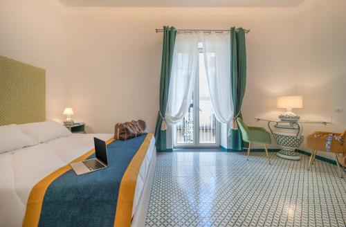 Anfora Romana Appartamento Sorrento Centro — 4-Star Luxury Hotel in Sorrento, Italy