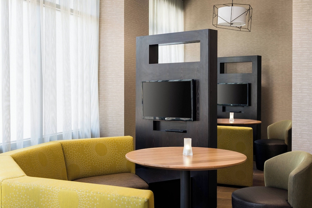 Courtyard by Marriott Richmond Berkeley - photo 22