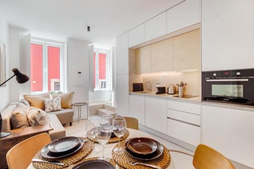 Cosy 1BR renovated heart of Santos By Airnest — 4-Star Luxury Hotel in Lisbon, Portugal