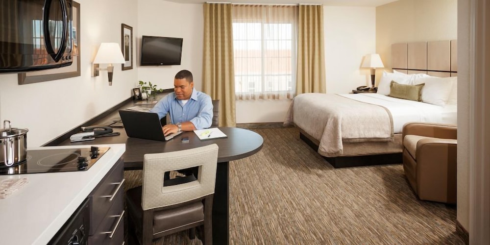 Candlewood Suites Cut Off by IHG - photo 29