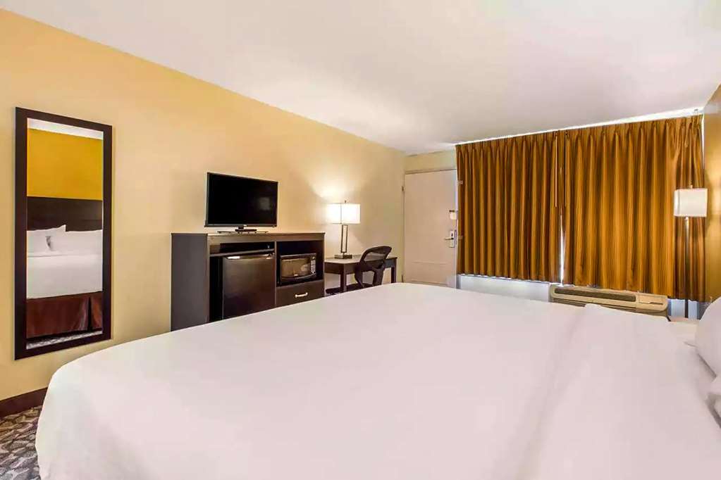 Ramada by Wyndham Santee I 95 - photo 10