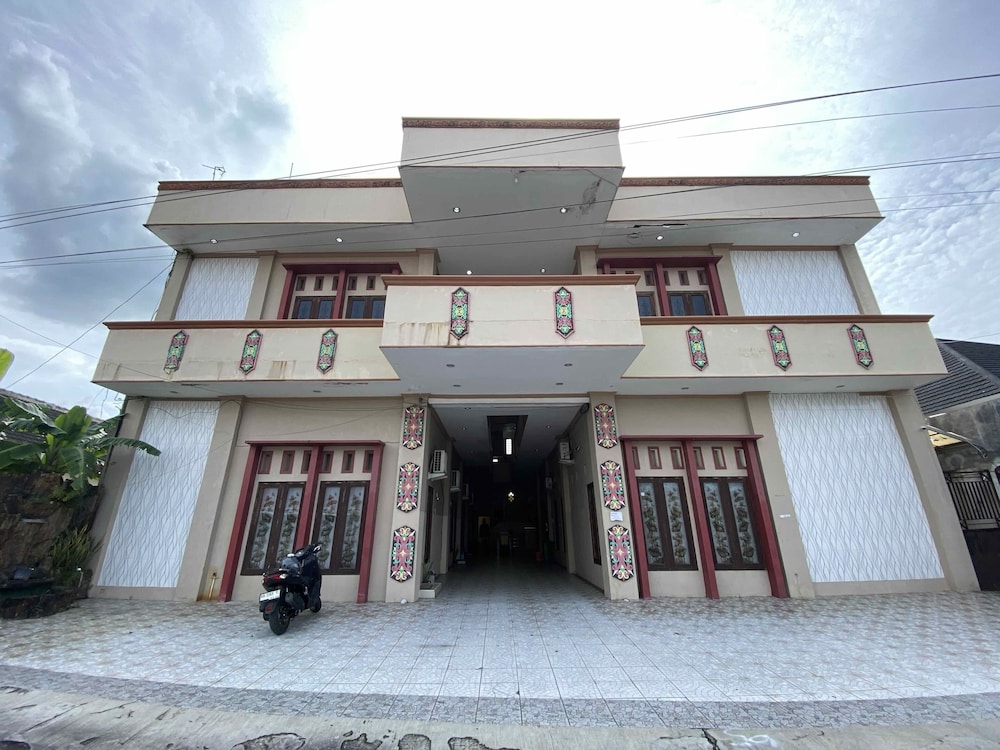 Hotel O near Universitas Palangka Raya in Palangkaraya, Indonesia