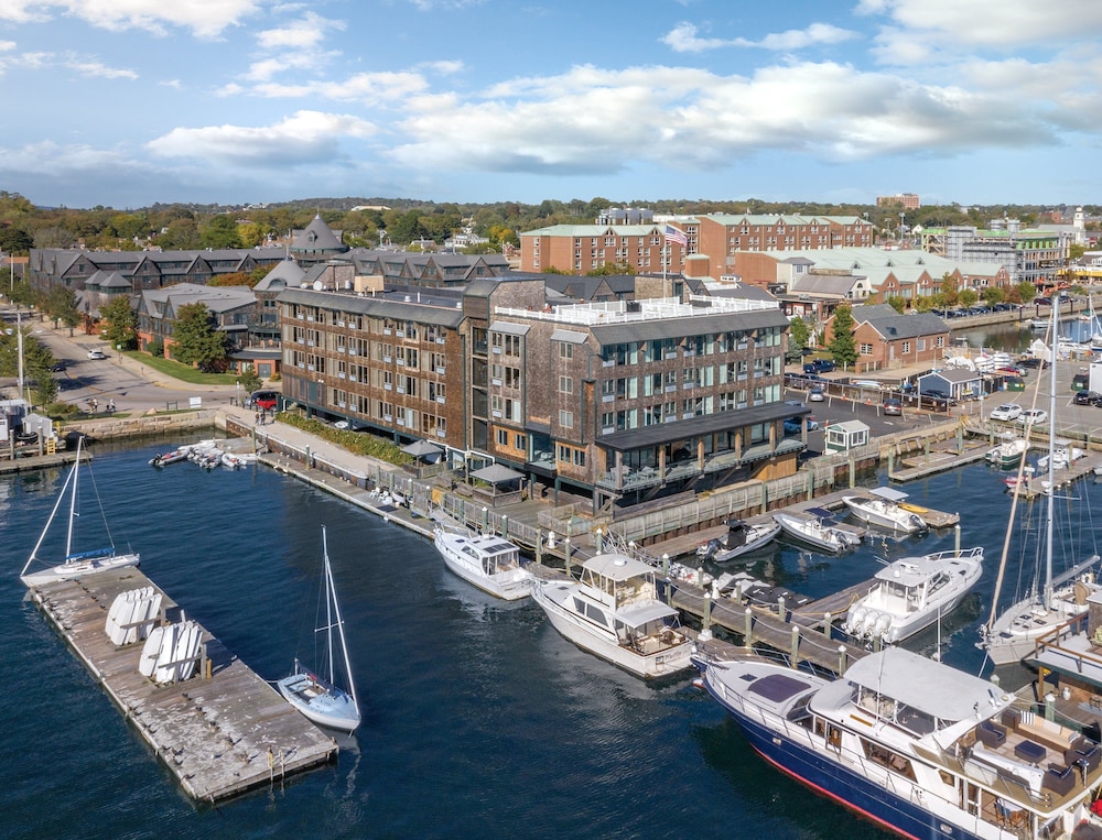 Club Wyndham Inn on Long Wharf in Newport, United States