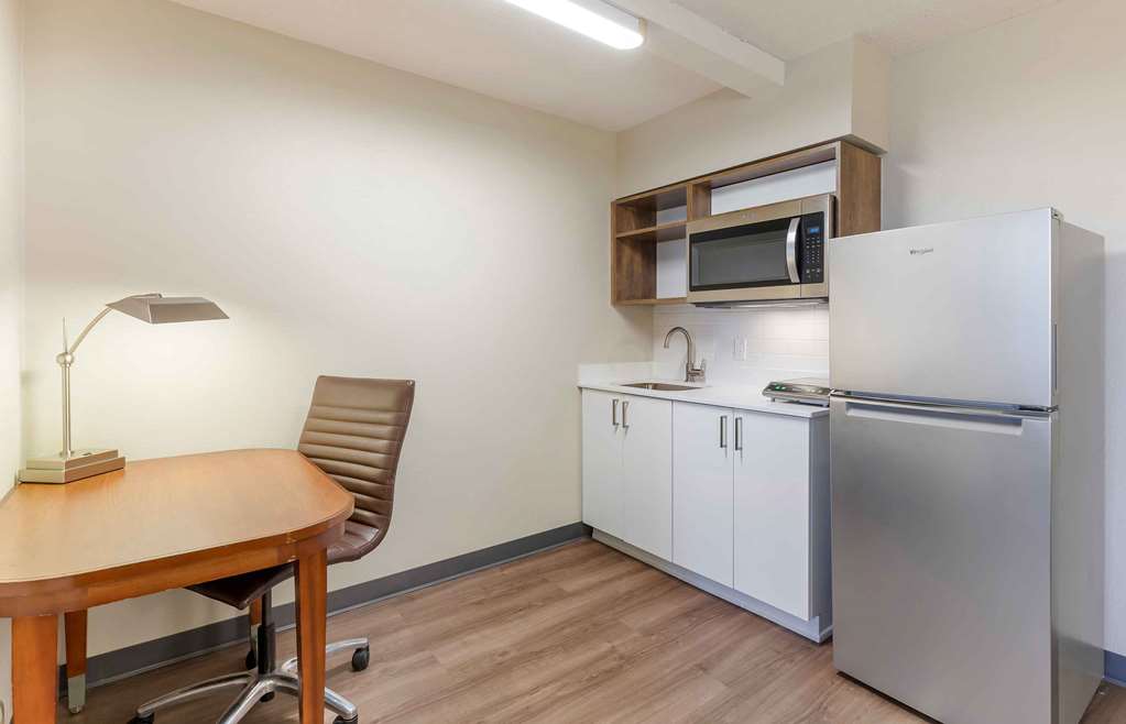 Extended Stay America Premier Suites Pittsburgh Cranberry I 76 - photo 23