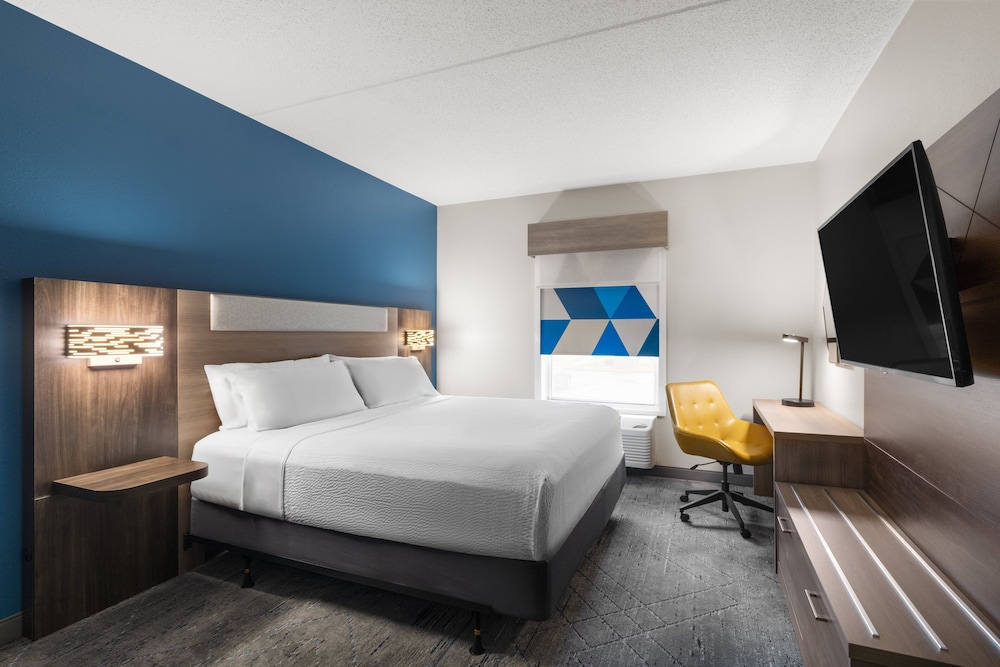 Holiday Inn Express Hotel & Suites Danbury I 84 by IHG - photo 17