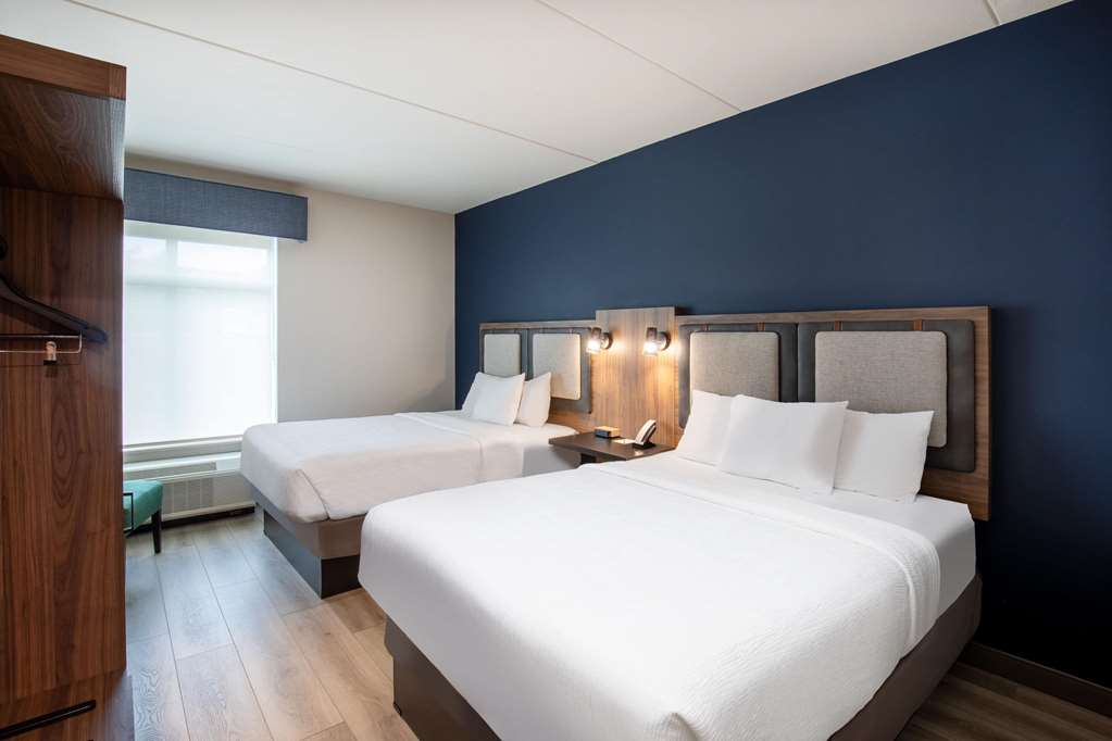 La Quinta Inn & Suites by Wyndham Chattanooga Downtown South - photo 8