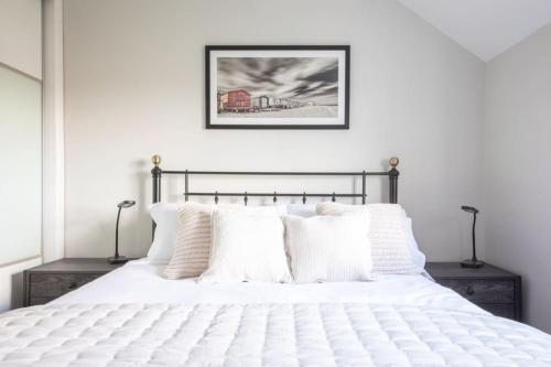 Olive Tree Townhouse with parking — 4-Star Luxury Hotel in Whitstable, United Kingdom