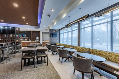 SpringHill Suites by Marriott Fort Wayne Southwest - photo 15