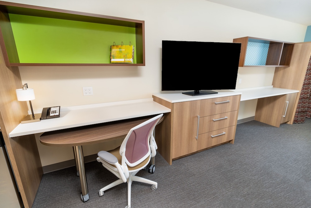 Home2 Suites by Hilton Bakersfield - photo 18