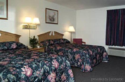 Quaker Inn & Conference Center - photo 4