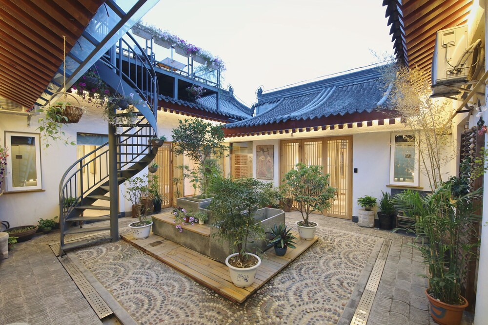 Xi'an Simple Palace - carbon neutral hotel in Xi'an