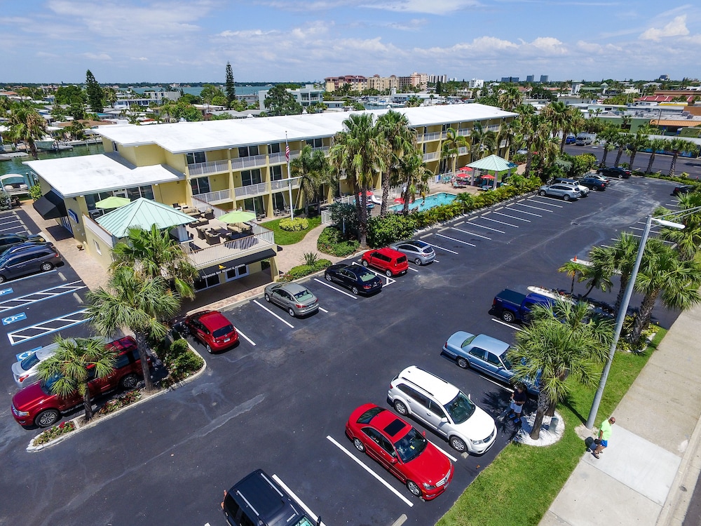 Treasure Island Hotel and Marina - photo 57